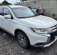 Mitsubishi Outlander Gt 3.0 V6 Automático Awd 7 Lugares Com Teto Solar Ipva 2023 Pg 