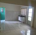 Aluga-se Casa De Fundo 60 M²,na Parte De Cima Do Sobrado!