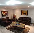 Alugo Apartamento Com Varanda, Andar Alto Na Faustino Porto!!