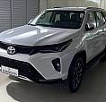 Toyota Hilux Sw4 4X4 2.8 Diesel 2025