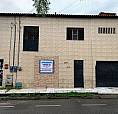 Casa Com Três Aluguéis 