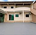 Casa De 2 Andares No Parque 10, Em Ótima Localização.