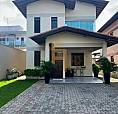Casa Duplex Em Condomínio À Venda, Com 3 Quartos E 2 Banheiros, 131 M² Por R$ 550.000.