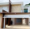 Casa Duplex Vitória / Nunes *
