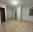 Aluga-Se Apartamento Bem Iluminado E Arejado