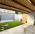 Casa Linear Com 2 Quartos, 1 Suíte, 2 Vagas  Excelente Casa Linear 2 Quartos C/Suíte E