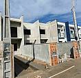 Sobrado Geminado Próximo Ao Mar