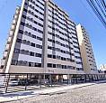 Aluguel - Apartamento Com 03 Quartos, S/ 01 Suíte, Varanda, 01 Vaga, Piscina, Salão De Fes