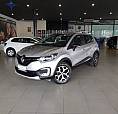 Captur 2.0 Intense Automática, 2021 