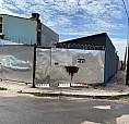 Casa De 01 Quarto Com Garagem