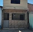 ? Vende-se Casa De Primeiro Andar