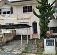 Casa Tipo Sobrado No Centro De Blumenau, Próximo À Farmácia Droga Raia, Com 02 Quartos, 02