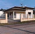 Casa De Esquina/Laje/03 Quartos-Suíte/Varanda C/ Churrasqueira/Faça Sua Proposta !
