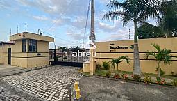 Locação No Condomínio Belo Jardim Com 3 Quartos Em Parnamirim/Rn