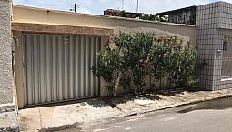 Excelente Casa Na Cidade 2000