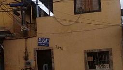 Quarto Com Banheiro E Pia