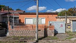 Porto Alegre - Casa Padrão - Ipanema