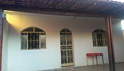 Alugo Casa