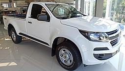 S10 Diesel 4X4 Cabine Simples 2017 (Muito Inteira)