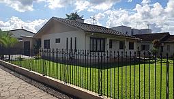 Casa Com 3 Quartos 
