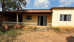 Casa À Venda Com 7 Cômodos, Área De 810M²