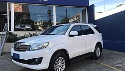 Toyota Hilux Sw4 2015/2015 2.7 Sr 7 Lugares 4X2 16V Flex 4P Automático