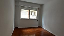 Apartamento No Centro Prox, A Praça Xv