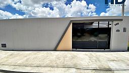 Extremoz,3 Quartos, Sendo 1 Suíte, Sala Ampla,  Cozinha Americana E Garagem Coberta.