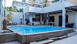 Casa Para Locação Na Praia Brava Em Itajaí