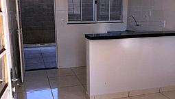 Alugo Apartamento Térreo Com Lazer, Na Divisa De Valparaiso Com Luziânia