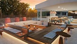 Oz Makia Beach 1 Quarto Em Muro Alto