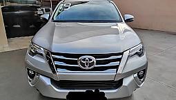 Toyota Hilux Sw4 2.8 Srx 4X4 7 Lugares 16V Turbo Intercooler
