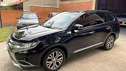 Mitsubishi Outlander 2.2 Diesel 4X4 7 Lugares 2016 4P