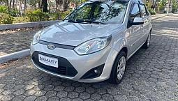 Fiesta Sedan 1.6 Completo 2013 Muito Novo!!!