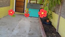 Vende-Se  Uma Casa.