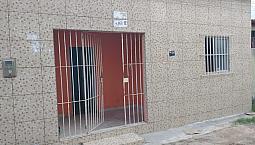 Vende-Se, Ótima Casa Na Rua Hortência Em Jardim Muribeca.
