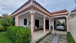 Casa Com 396 Metros² De Terreno, 201 Metros² De Área Construída A Venda No Bairro Papicu