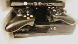 Xbox 360 2 Controles + Kinect / Dinheiro Ou Cartão