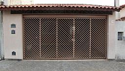 [Casa No Parque Califórnia Com 3 Dormitórios + 2 Vagas]