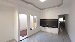 Casa Para Venda Possui 115 Metros Quadrados Com 3 Quartos