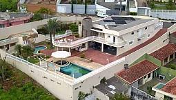 Casa Para Venda Com 685 Metros Quadrados Com 3 Quartos