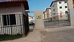 Alugo Apartamento Todo Reformado.