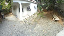 Alugo Casa