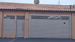 Aluga-Se Casa Coophavila Com 3 Quartos E Closet  Mrc2Qm