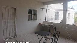Aluga- Apartamento De Um Quarto, Sala, Cozinha, Varanda, Banheiro 1000 Reais  Laranjeiras