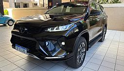 Toyota Hilux Sw4 Diamond 2.8 Tb 4X4 Die. Aut. 2023