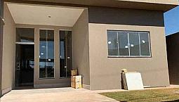 Casa Geminada Individual No Cabral