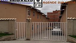 Linda Casa No Apolo Com Um Pequeno Quintal!