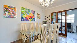 Casa Para Venda Em Jardim Da Glória Com 4 Quartos, Sendo 1 Suíte, 275m²