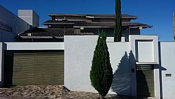 Casa 3 Quartos Ao Lado Do Anashopping